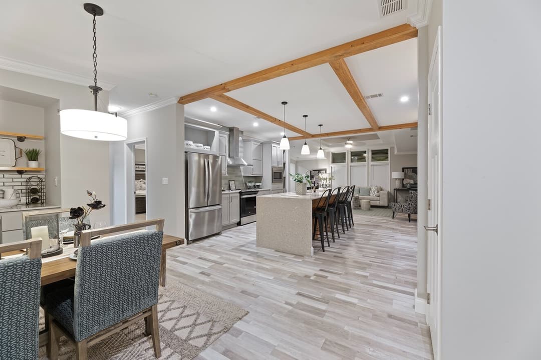Isla ii 42484a interior home features