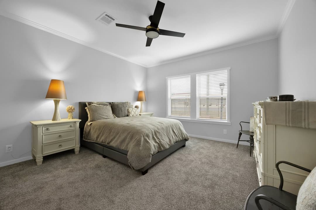 The quinn by cavco palm harbor in plant city bedroom home features