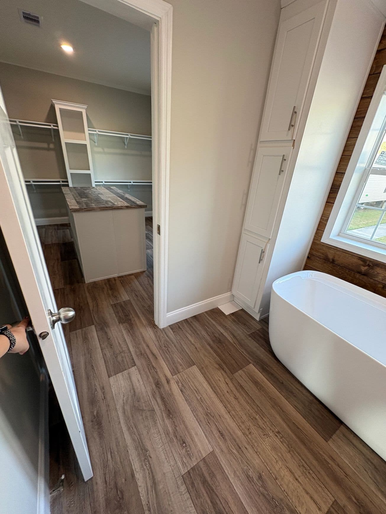 The patch by cavco moultrie bathroom home features