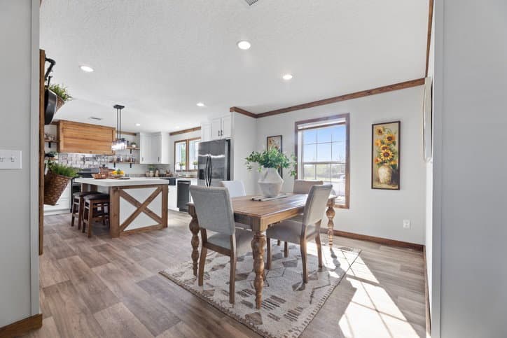 The reece by cavco moultrie interior home features