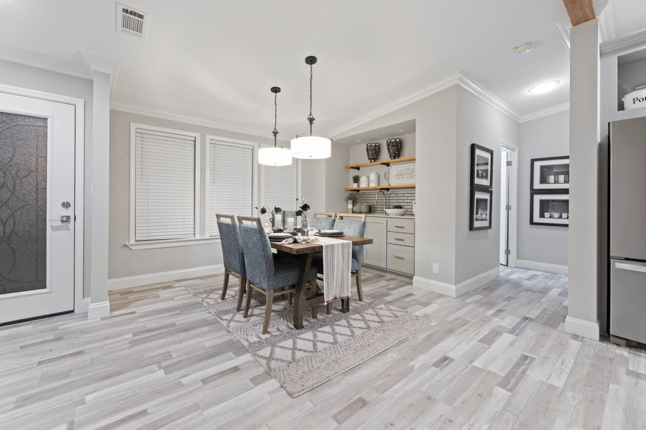 Isla ii 42484a interior home features