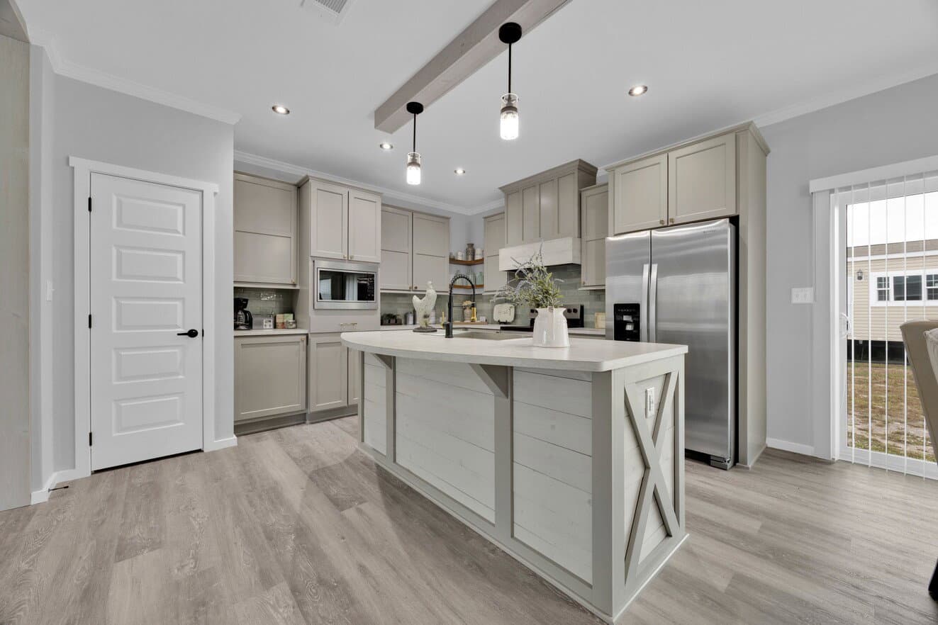 The quinn by cavco palm harbor in plant city kitchen home features
