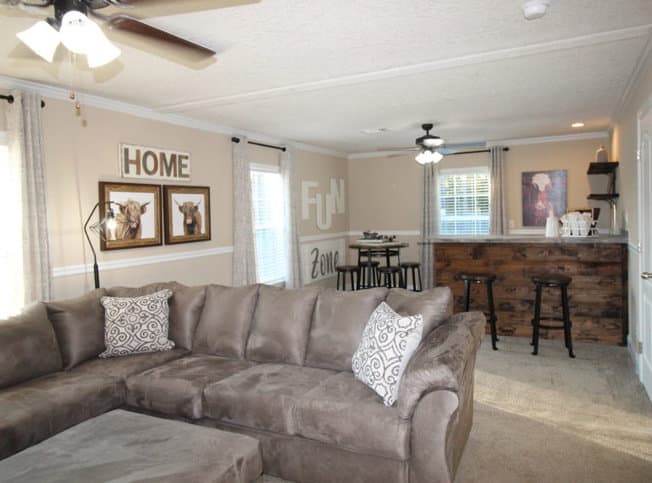 Rafael 32764j interior home features
