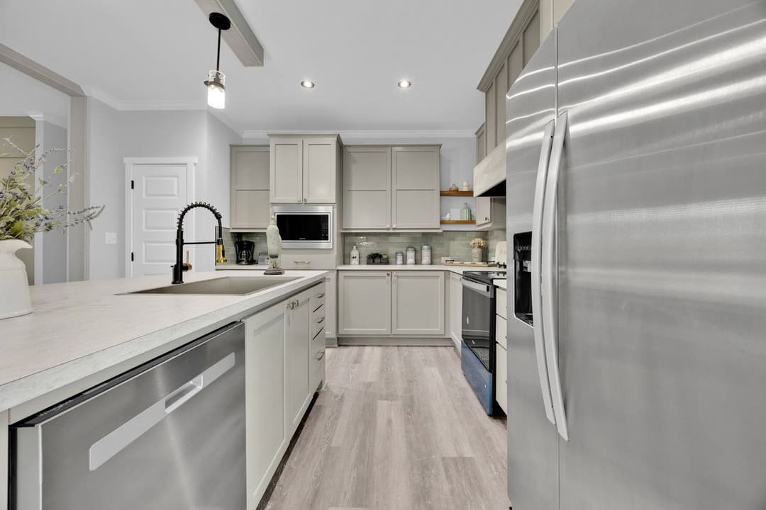 The quinn by cavco palm harbor in plant city kitchen home features