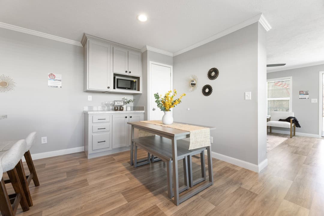 Cumberland duplex kitchen home features