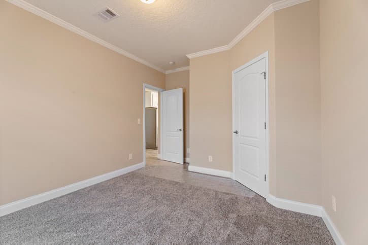 Timberview 32663e bedroom home features