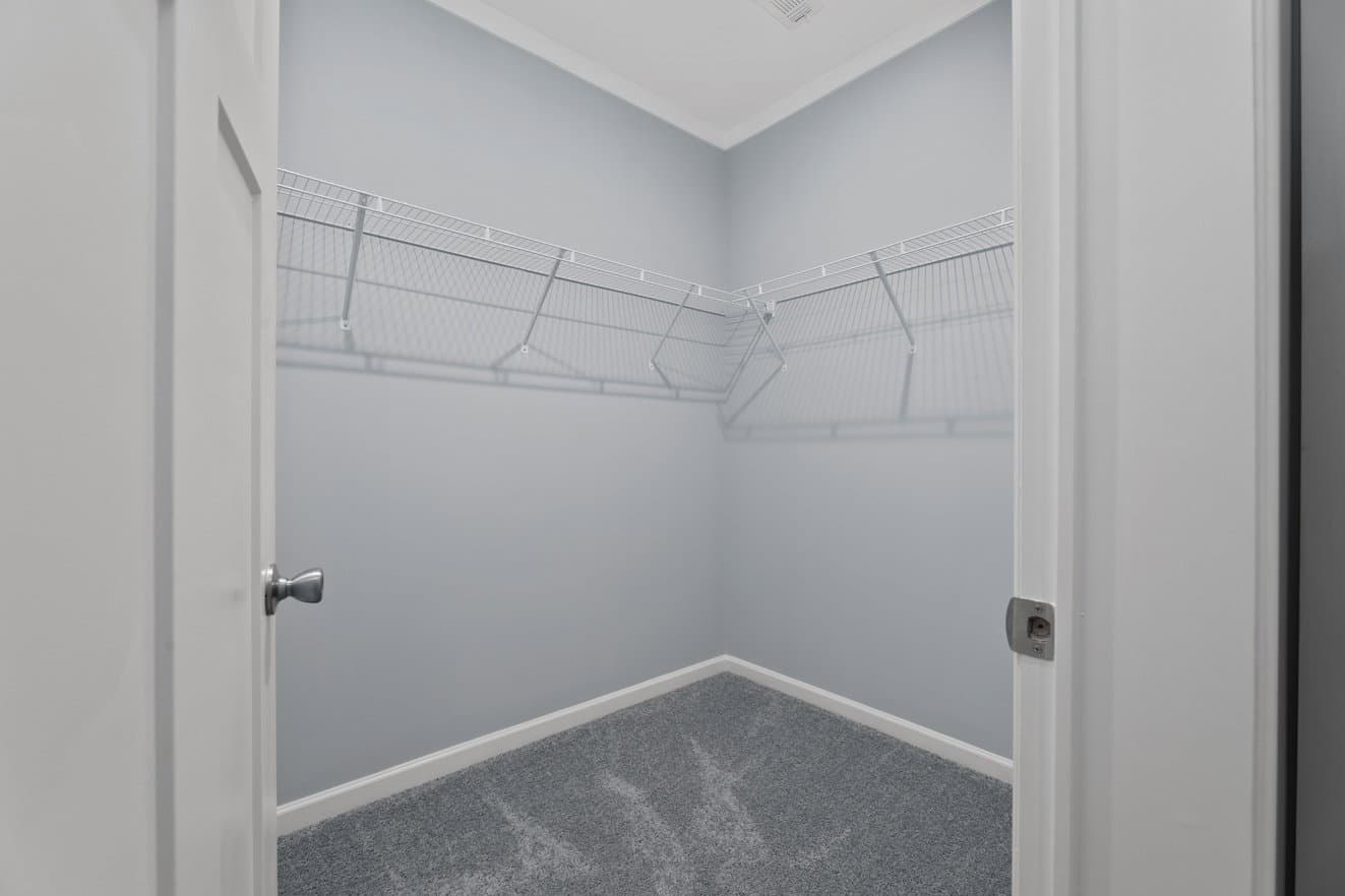 Finley 28684a interior home features