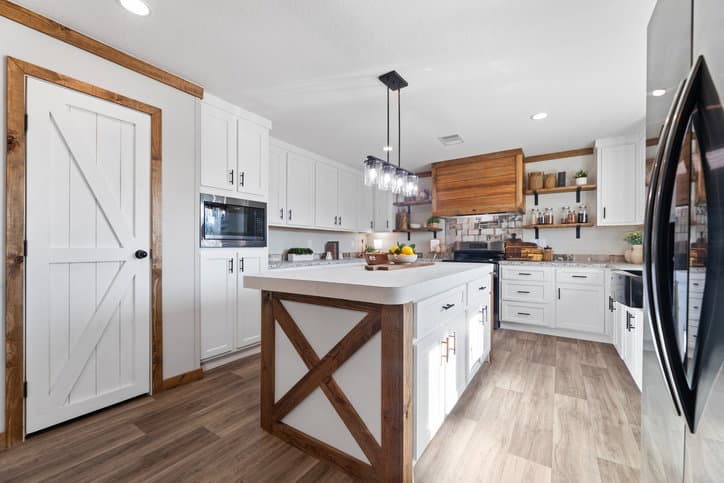 The reece by cavco moultrie interior home features