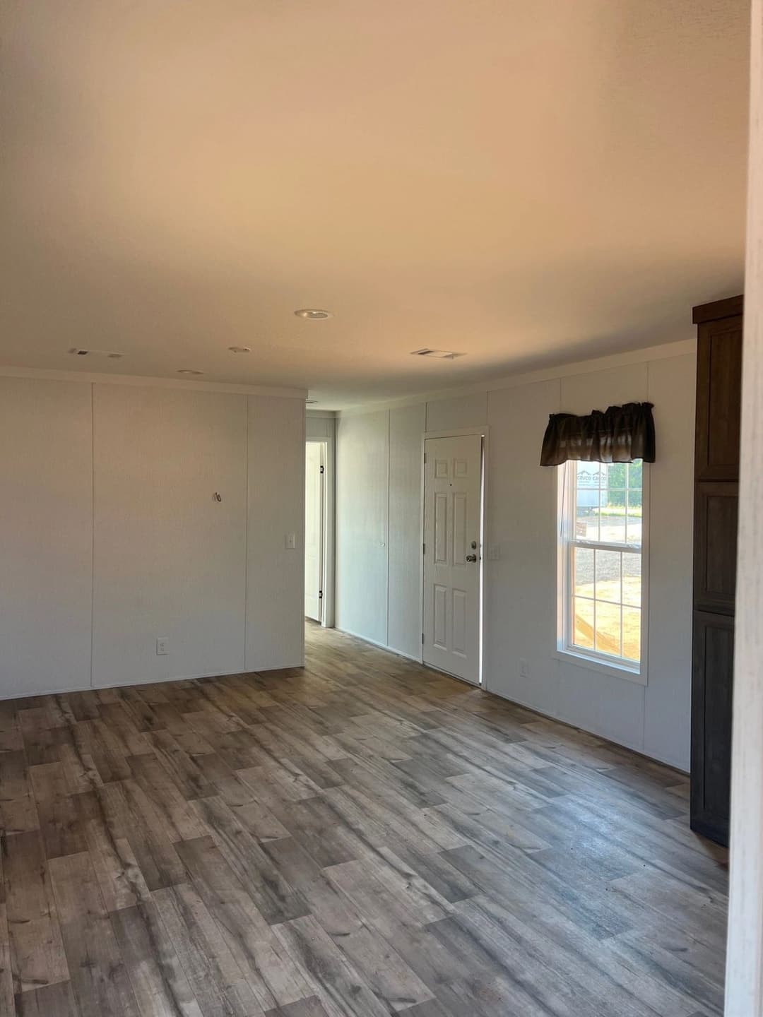 The westfield classic by cavco douglas interior home features