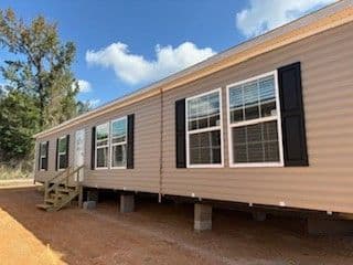 The summit 2856 by cavco douglas exterior and hero home features