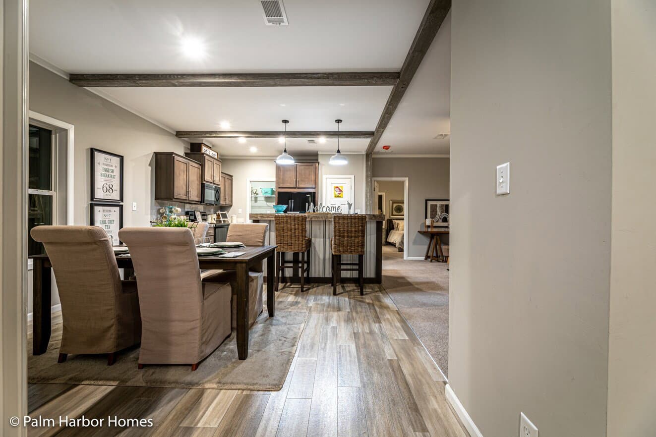 Levy 28482a interior home features