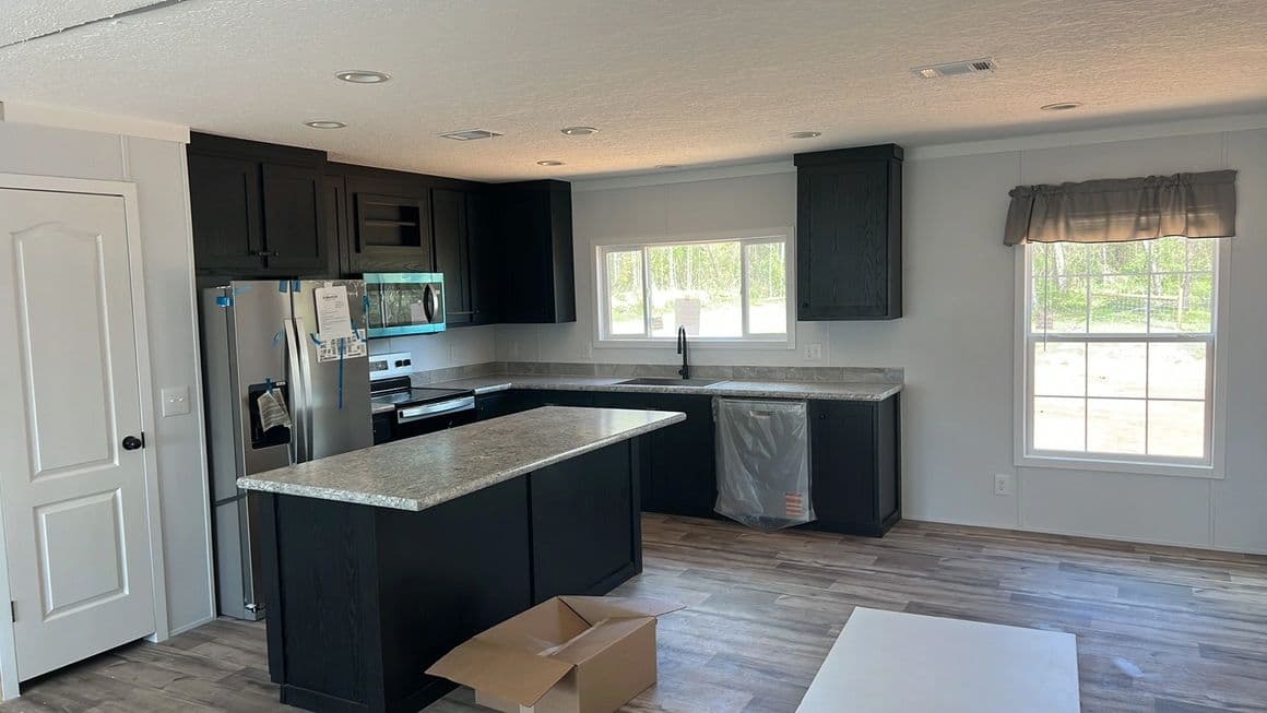 The summit 3248 by cavco douglas kitchen home features