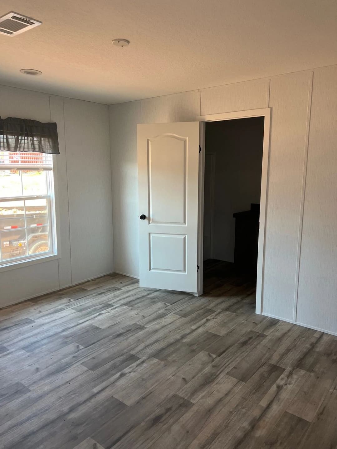 The westfield classic by cavco douglas interior home features
