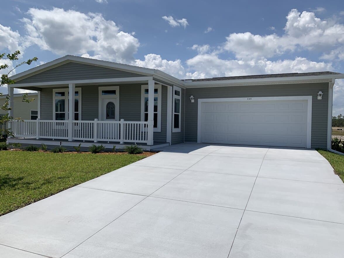 Cumberland ii 28523a hero, elevation, and exterior home features