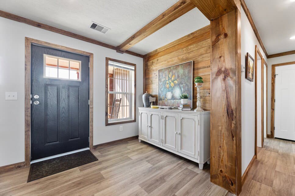 The reece 32764e by cavco moultri  home features