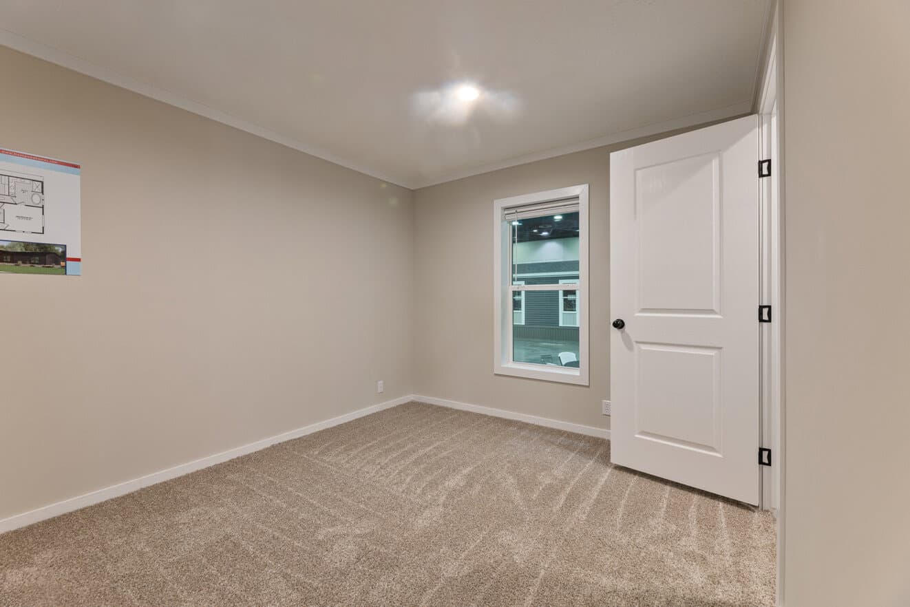 Atmos 28603n bedroom home features