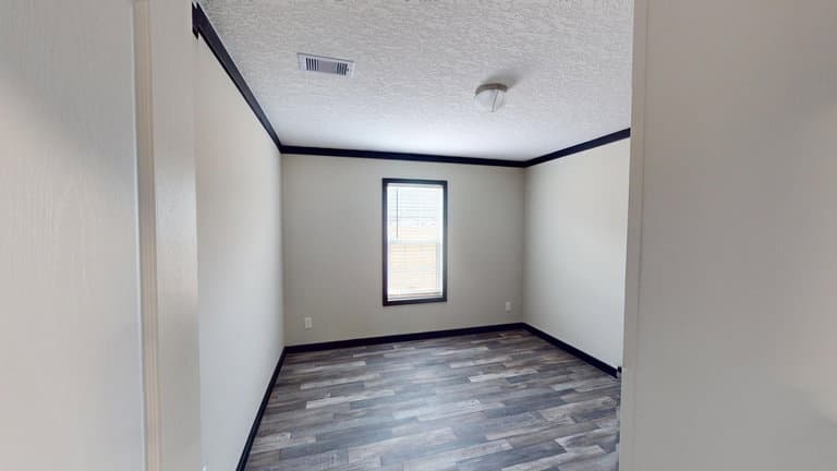 Maverick 28563a bedroom home features