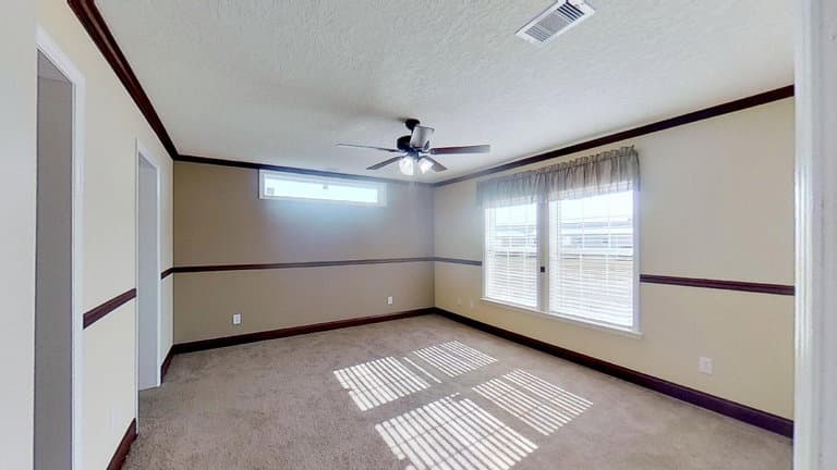 Piper 28644a bedroom home features