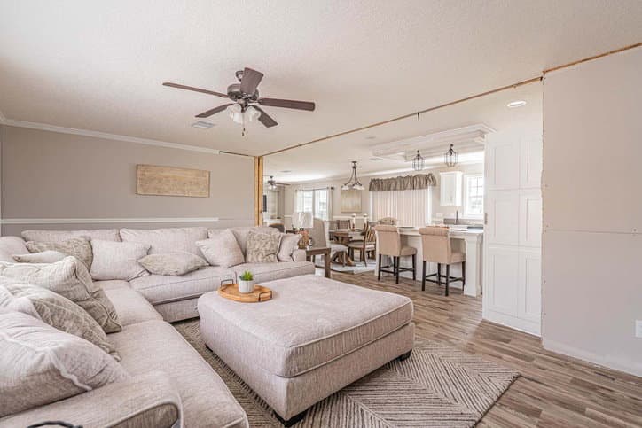 Kimbrel 28764a interior home features